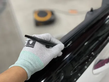 벤츠C클래스 크롬랩핑/ 사이드미러랩핑(블랙유광) / 부산 사하구 하단동