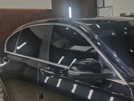 BMW 740d 크롬죽이기 블랙유광 랩핑 시공 / 부산 강서구