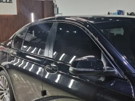 BMW 740d 크롬죽이기 블랙유광 랩핑 시공 / 부산 강서구