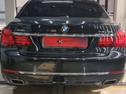 BMW 740d 크롬죽이기 블랙유광 랩핑 시공 / 부산 강서구