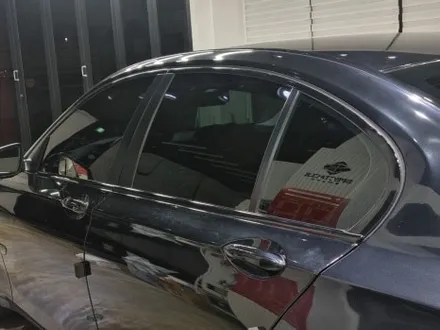 BMW 740d 크롬죽이기 블랙유광 랩핑 시공 / 부산 강서구