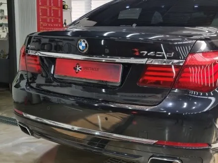 BMW 740d 크롬죽이기 블랙유광 랩핑 시공 / 부산 강서구