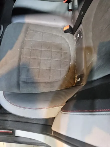 빨간색은 더욱 선명하게 검은색은 진하게!! 미니클럽맨  정밀광택  / 수원 영통 광교 / 프리미엄 디테일링 센터 153디테일링 / 경기 수원
