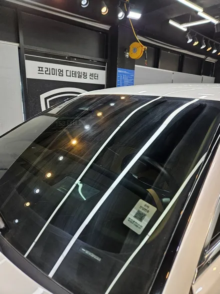 제네시스 G90/ 묵은 때와 워터스팟 완벽 제거/ 프리미엄 디테일링 세차/수원 영통 광교 /153디테일링 / 경기 수원