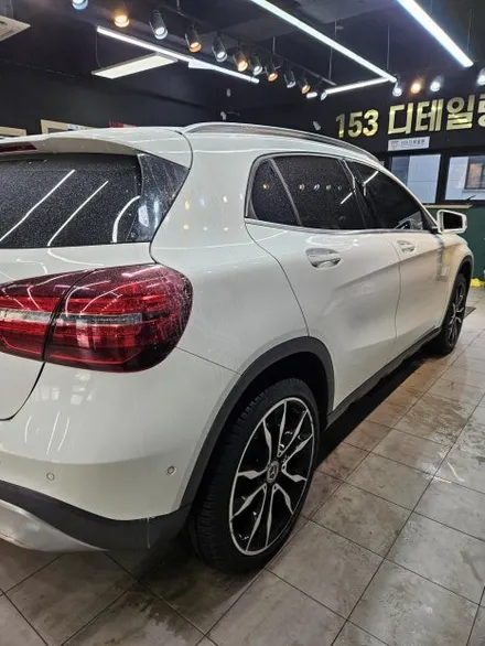 [수원 광교] 주차장 낙수 사고 완벽 해결! 벤츠 GLA330 석회물 제거 복원 및 광택 (배상책임보험) / 경기 수원