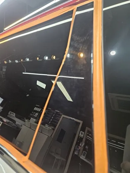 빨간색은 더욱 선명하게 검은색은 진하게!! 미니클럽맨  정밀광택  / 수원 영통 광교 / 프리미엄 디테일링 센터 153디테일링 / 경기 수원