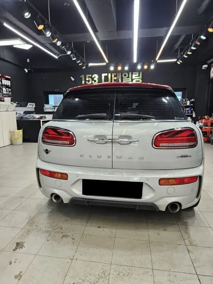 빨간색은 더욱 선명하게 검은색은 진하게!! 미니클럽맨  정밀광택  / 수원 영통 광교 / 프리미엄 디테일링 센터 153디테일링 / 경기 수원
