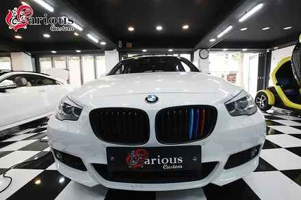 BMW  5GT 운전석과 조수석 편안한 승차감의 기본 옵션 / 김포