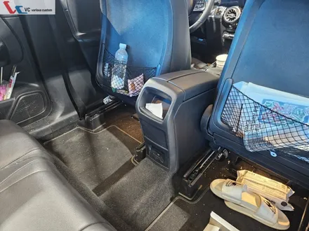 벤츠 GLB 뒷좌석 리클라이너,송풍구 장착,열선시트 옵션 시공 / 김포