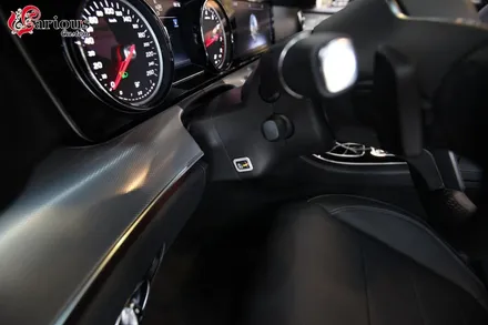 벤츠 신형E클래스 E300 아방가르드 핸들열선+전동트렁크 시공 / 김포