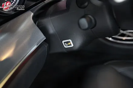 벤츠 신형E클래스 E300 아방가르드 핸들열선+전동트렁크 시공 / 김포