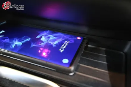 BMW X4 차량용 무선 충전기 시공 / 김포