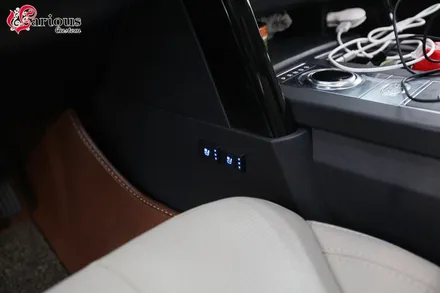 랜드로버 올뉴디스커버리5 전좌석 통풍시트 시공 / 김포