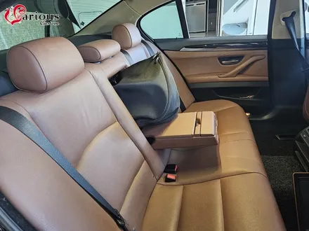 수입차 실내 튜닝 전문 BMW F10 5시리즈 스키스루 시공 / 김포