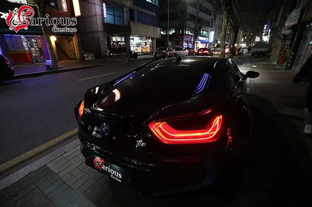 뒷모습까지 매력발산 되는 BMW i8의 완성을 원한다면? / 김포