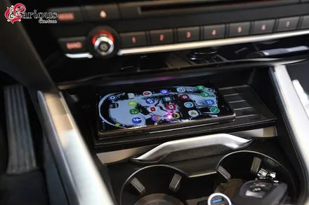 BMW X4 차량용 무선 충전기 시공 / 김포