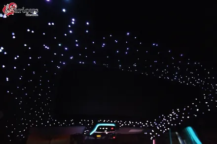 벤츠 EQE 고급스러움을 더하는 실내 무드등 천장 스타 라이트 / 김포