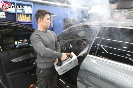 벤츠 GLC쿠페 시원한 주행의 필수품 순정형 통풍시트 시공 / 김포