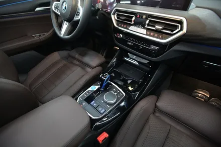 BMW ix3 1열+2열 통풍시트로 매일 뽀송함 가득 / 김포