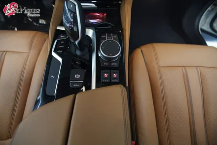 신차 출고 BMW G30 520i 순정보다 강력한 순정형 통풍시트 / 김포