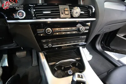 BMW X4 차량용 무선 충전기 시공 / 김포