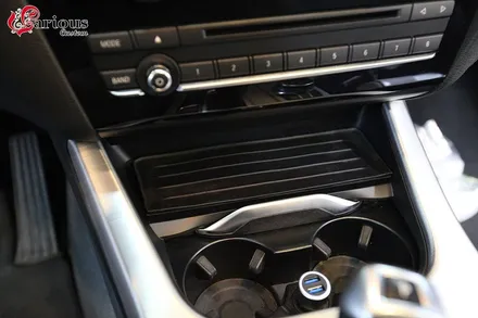 BMW X4 차량용 무선 충전기 시공 / 김포