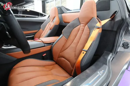 BMW i8로드스터도 피할 수 없는 시트 뜨거움. 통풍시트로 해결 / 김포