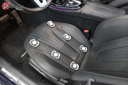 벤츠 CLS 300d에도 필요한 순정스러움 가득 통풍시트 / 김포
