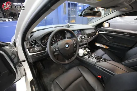 BMW F10 528i 핸들 열선+후석 열선+스키스루+전동트렁크 시공 / 김포
