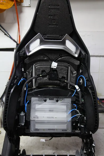 벤츠 C카브리올레 63 AMG 통풍시트+D컷 핸들열선+이지억세스 / 김포