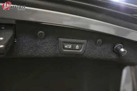 BMW 640i 라면 당연히 있을법한 전동트렁크? / 김포