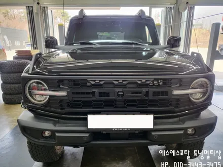 포드브롱코 외관 튜닝 테일램프&브레이크등,본넷가드,듀얼배기머플러 작업 / 평택, 안성, 오산
