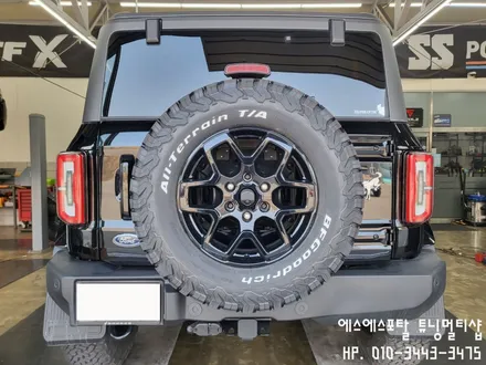포드브롱코 외관 튜닝 테일램프&브레이크등,본넷가드,듀얼배기머플러 작업 / 평택, 안성, 오산