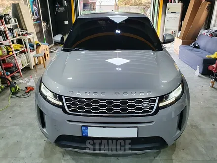 레인지로버 이보크 루프스킨 작업 - 성남자동차랩핑/분당랩핑/판교랩핑/스탠스(STANCE) / 성남시 수정구 사송동