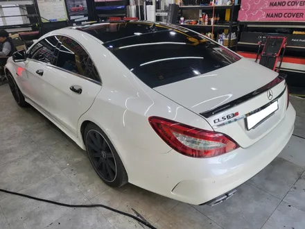 벤츠 63AMG 루프스킨 / 카본 사이드 미러 / 리어 스포일러 / 도어 캐치 / 나이트 패키지 교체 토탈 시공 / 스탠스 ( STANCE ) / 성남시 수정구 사송동