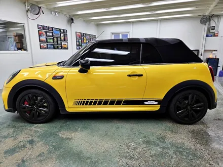 BMW 미니 JCW 존 쿠퍼 웍스 사이드 / 트렁크 데칼 시공 / 분당 랩핑 / 판교 랩핑 / 성남 랩핑 / 스탠스 ( STANCE ) / 성남시 수정구 사송동