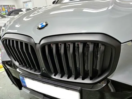 BMW X5 아이코닉 글로우 무광 블랙 키드니 그릴 교체 / 사이드 미러 고광택 블랙 랩핑 / 성남랩핑 / 분당 랩핑 / 판교 랩핑 / 스탠스 ( STANCE ) / 성남시 수정구 사송동