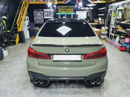 BMW g30 이노즈텍 카키그린 전체랩핑 - 도장면같은 깊은 광택의 랩핑필름이 필요할 때! / 판교자동차랩핑/성남랩핑/분당랩핑/스탠스(STANCE) / 성남시 수정구 사송동