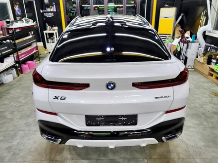 BMW X6 크롬 딜리트 / 루프스킨 / 블랙 유광 그릴 교체 / 성남랩핑 / 분당랩핑 / 판교랩핑 / 스탠스 (STANCE) / 성남시 수정구 사송동