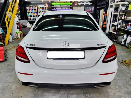 벤츠 E300 크롬 딜리트 시공! 성남 랩핑 / 분당 랩핑 / 판교 랩핑 /스탠스 (STANCE) / 성남시 수정구 사송동