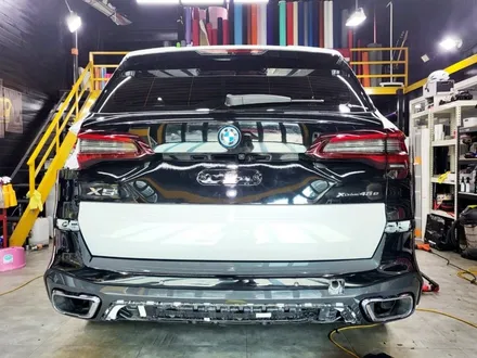 BMW X5 LB 고광택 필름 유광 블랙 전체 랩핑 / 성남 랩핑 / 분당 랩핑 / 판교 랩핑 / 스탠스 (STANCE) / 성남시 수정구 사송동