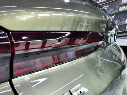 BMW X6 크롬 딜리트 시공 + 테일램프 스모그 PPF + 엠블럼 카본 포인트 시공 / 스탠스 ( STANCE ) / 성남시 수정구 사송동