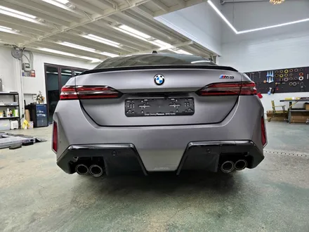 BMW M5 샤틴 그레이 전체 랩핑 시공 / 성남 랩핑 / 분당 랩핑 / 판교 랩핑 / 스탠스 (STANCE) / 성남시 수정구 사송동