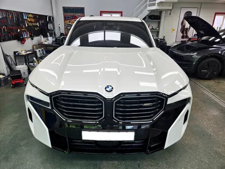 BMW XM 화이트 컬러 전면 패키지 PPF 시공! 생활기스 걱정 끝낸 프리미엄 보호 패키지 /성남 PPF / 판교 PPF / 분당 PPF / 스탠스랩핑 (STANCE) / 성남시 수정구 사송동