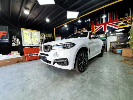 BMW X6 M50D 유광 화이트 전체 랩핑 / 성남 랩핑 /분당 랩핑 / 판교 랩핑 / 스탠스 (STANCE) / 성남시 수정구 사송동