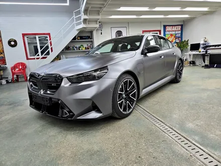 BMW M5 샤틴 그레이 전체 랩핑 시공 / 성남 랩핑 / 분당 랩핑 / 판교 랩핑 / 스탠스 (STANCE) / 성남시 수정구 사송동