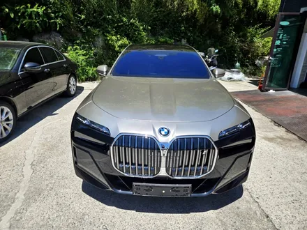 BMW I7 샴페인 골드 듀오톤 랩핑 시공 / 실내 PPF / 성남 랩핑 / 분당 랩핑 / 판교 랩핑 / 스탠스 (STANCE) / 성남시 수정구 사송동