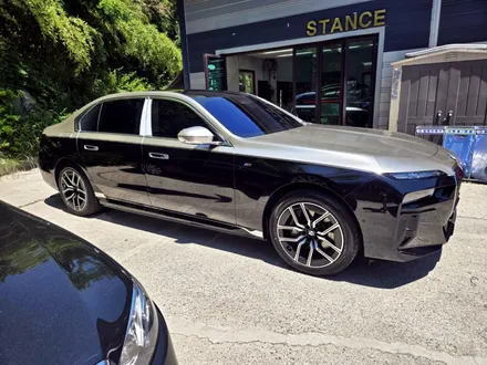 BMW I7 샴페인 골드 듀오톤 랩핑 시공 / 실내 PPF / 성남 랩핑 / 분당 랩핑 / 판교 랩핑 / 스탠스 (STANCE) / 성남시 수정구 사송동