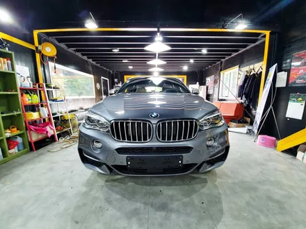 BMW X6 M50D 유광 화이트 전체 랩핑 / 성남 랩핑 /분당 랩핑 / 판교 랩핑 / 스탠스 (STANCE) / 성남시 수정구 사송동