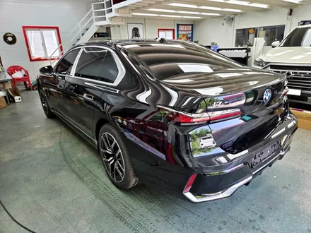 BMW I7 샴페인 골드 듀오톤 랩핑 시공 / 실내 PPF / 성남 랩핑 / 분당 랩핑 / 판교 랩핑 / 스탠스 (STANCE) / 성남시 수정구 사송동